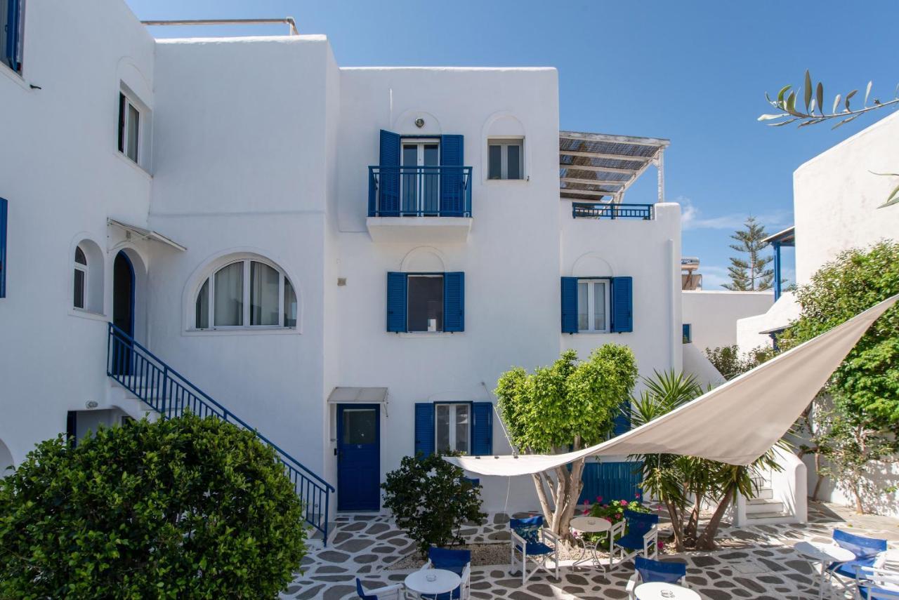 Livadia Seaside Studios 10 Парос Екстериор снимка